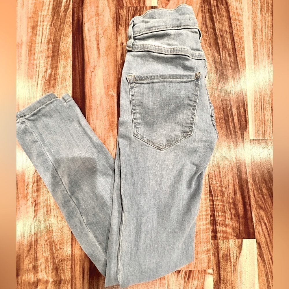Free People Mara Skinny Jeans Light Wash Distressed Knee Size 25 Ankle - Picture 7 of 9